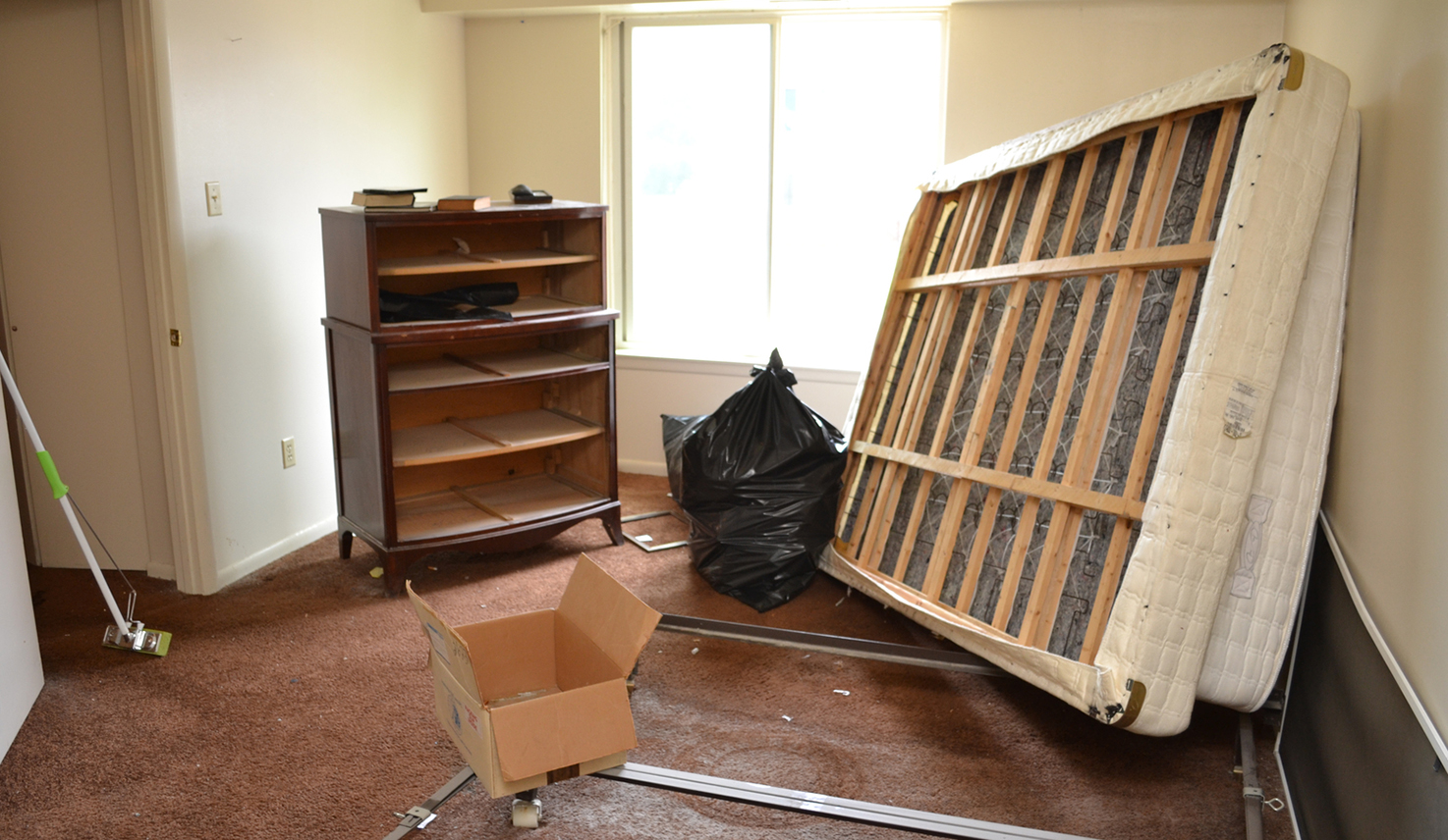 Tri des objets lors d'un enlèvement d'encombrants